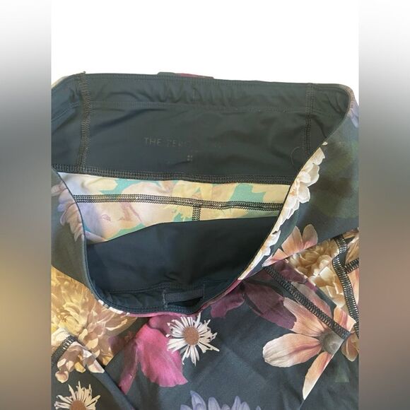 Sweaty Betty Zero Gravity 7/8 length size medium - Picture 3 of 5